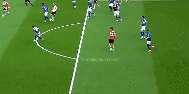 埃弗顿花4200万镑买了一位19岁小将，上赛季他33次出场仅进2球