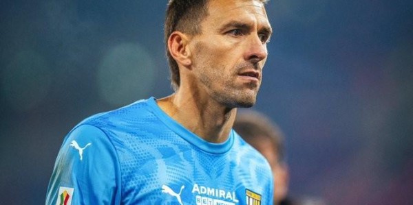 bob半岛体育官网-官方：帕尔马与39岁门将瓜伊塔解约