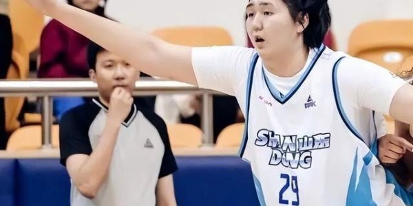 bob半岛体育官方网站-山东女篮大胜陕西张子宇8分钟砍19分，侯冰的用人思路要改变了