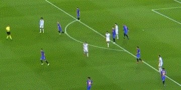 bob半岛体育平台-【欧冠】莱万双响 穆勒远射 拜仁客场3比0完胜巴萨