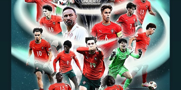 🏆C罗、B费社媒祝贺葡萄牙U17欧洲杯夺冠：历史的缔造者